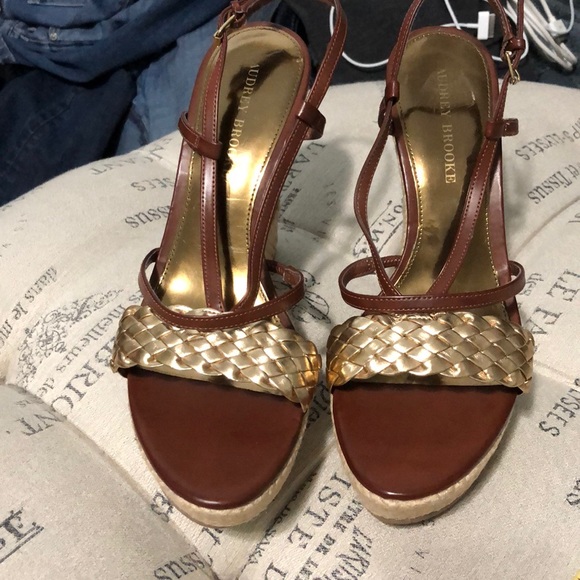 Audrey Brooke Shoes - Audrey Brooke brown & gold wedges size 10